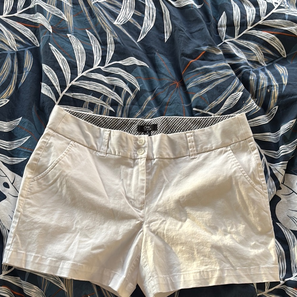 Chico's White Bermuda Shorts with Textured Fabric